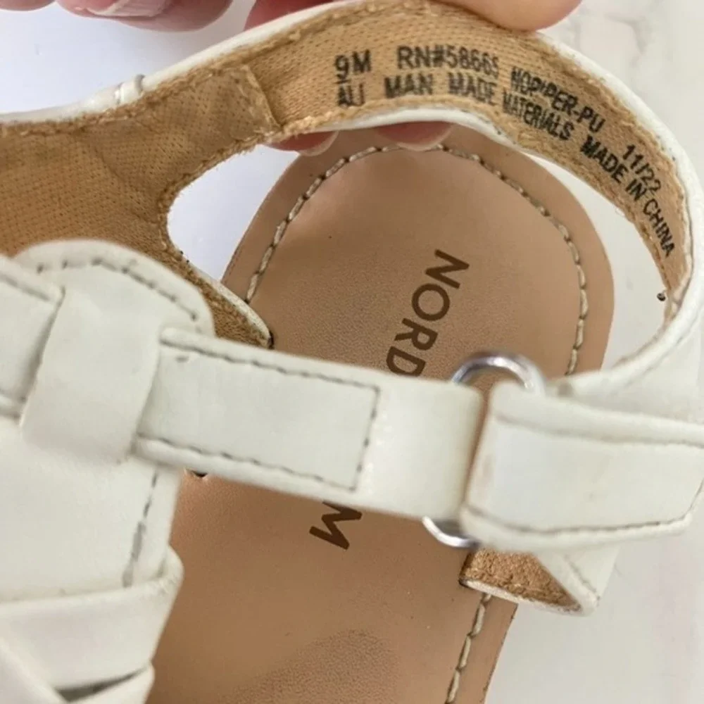 Nordstrom Sandals Little Kid Sz 9 White Dressy Girly‎